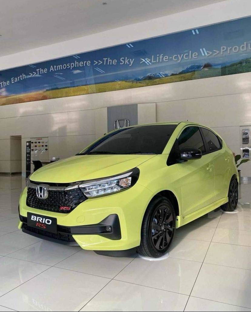 ray.hondabatam_7491873471748672823 (4) » berkah jaya trans Sewa mobil Salatiga menyediakan mobil City Car Praktis untuk penggunaan harian dan perjalanan dalam kota. Mudah dikendarai dan efisien.