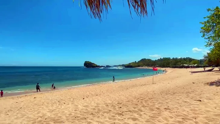 pantai-watukarung-pacitan » berkah jaya trans Sewa mobil Salatiga Liburan ke pantai watu pecak Lumajang,