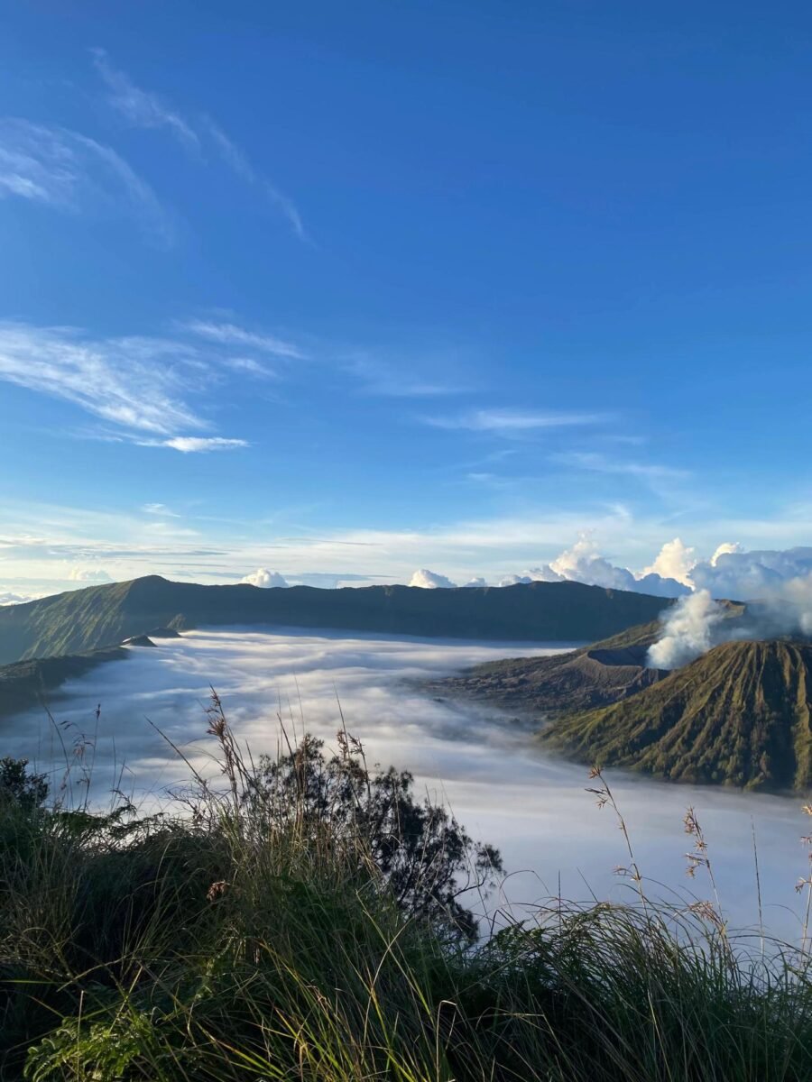 Sewa mobil Salatiga. Agar perjalanan Anda semakin maksimal, berikut beberapa tips penting:
